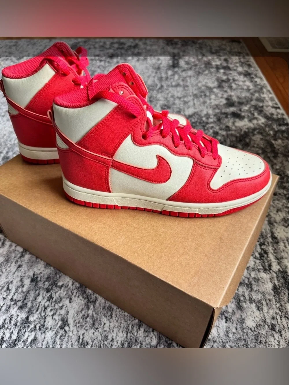 *SAMPLE* Nike Dunk High Coconut Milk Light Crimson, Size 7W